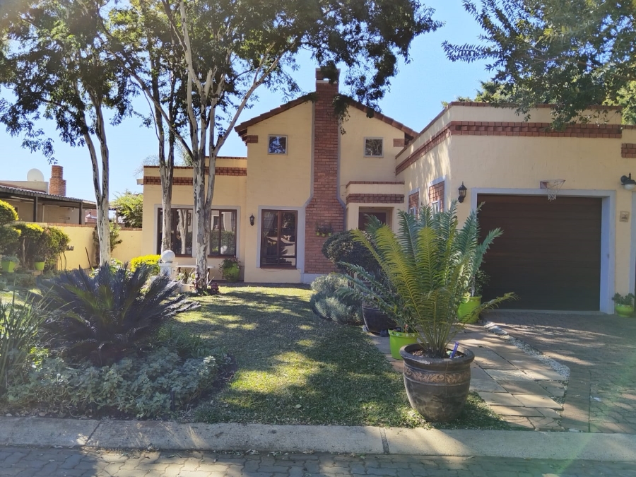 3 Bedroom Property for Sale in Waterval East North West